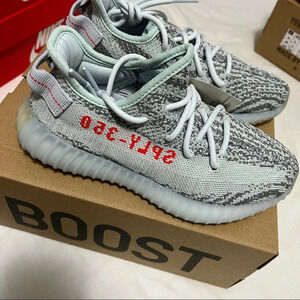 🆕 DS Yeezy Boost 350 V2 Blue Tint